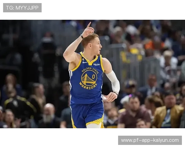 勇士队球员在明星赛中独领风骚，技艺高超，勇士获全明星内线组4巨头