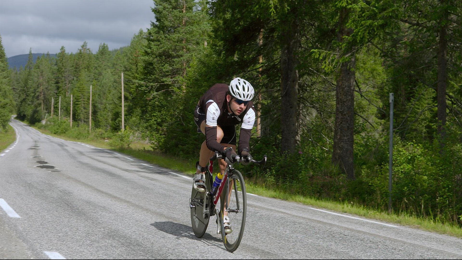 中国女排拼尽全力艰难取胜女排世界杯,中国女排世界比赛